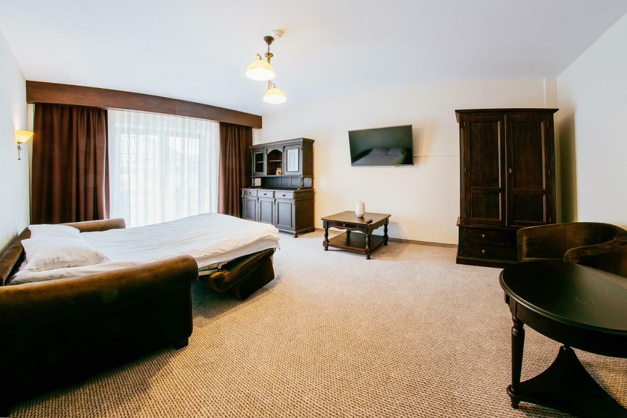 Hotel Piatra Pinului & Gura Humorului